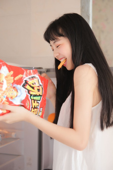 《交换:完美的邻居》中字